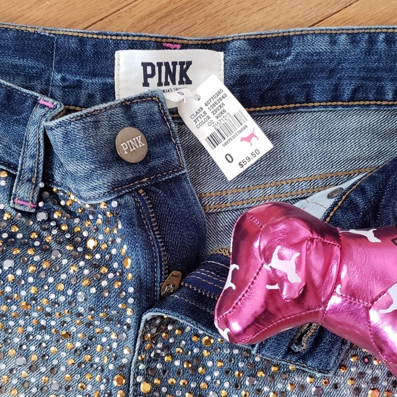 VS PINK • Embellished Shortie Shorts - Picture 4 of 6